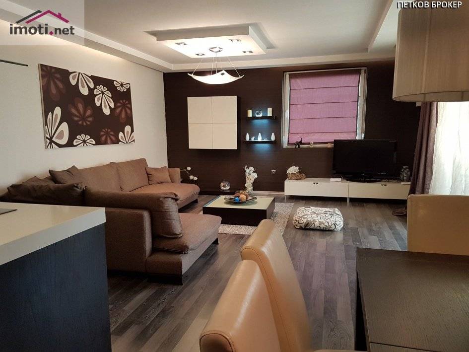 {|bg|}ДАВА ПОД НАЕМ Тристаен апартамент, 120 м2{|/bg|}