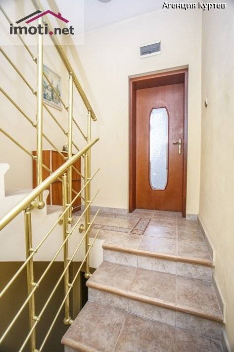 {|bg|}ПРОДАВА Къща, 486 м2  Варна, Център{|/bg|}