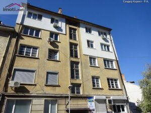 {|bg|}ПРОДАВА Тристаен апартамент, 86 м2  София, Център,{|/bg|}