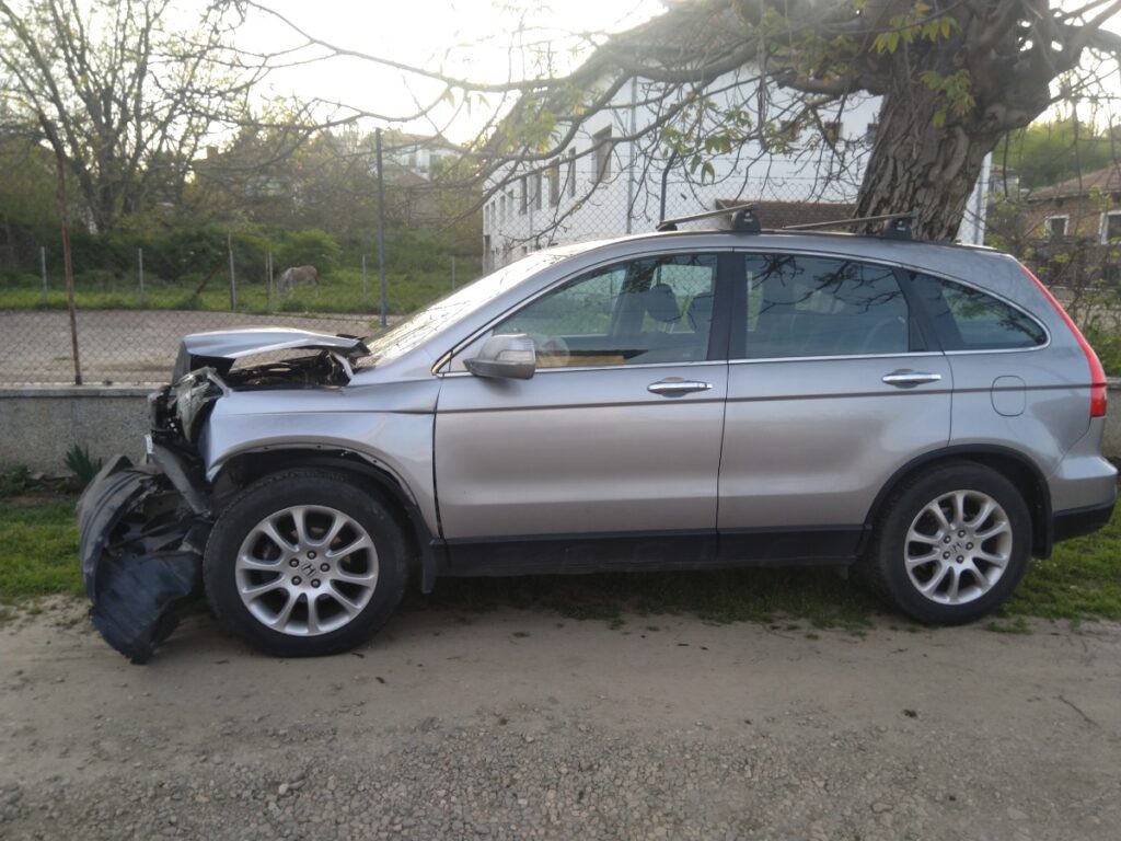 Продавам катастрофирал Honda CR-V III, 2,2 CTDI