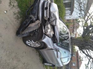 Продавам катастрофирал Honda CR-V III, 2,2 CTDI