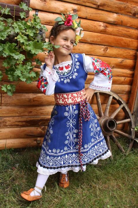 Изработка на народни носии Смолян