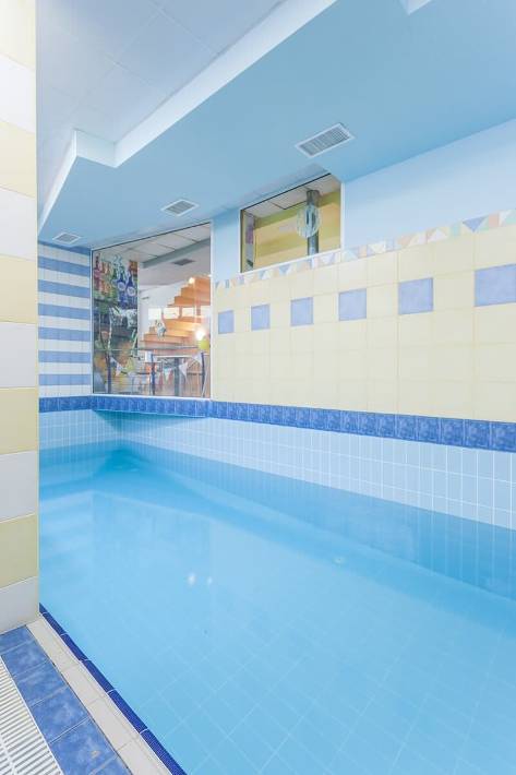 Детски парти клуб „Funny pool“ Плевен