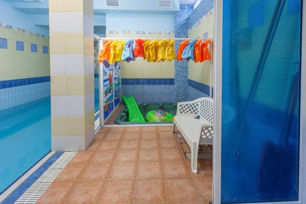 Детски парти клуб „Funny pool“ Плевен