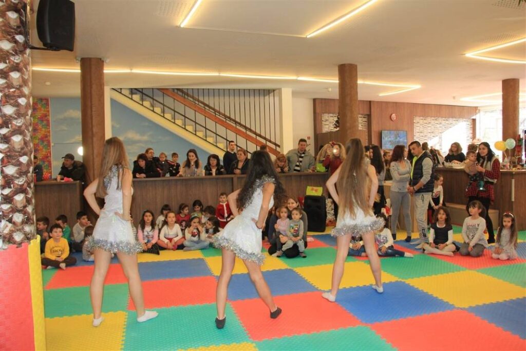 Детски кът PICCADILLY KIDS Русе