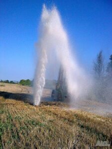 Сондажи за вода, Хидрофори, Помпи – София